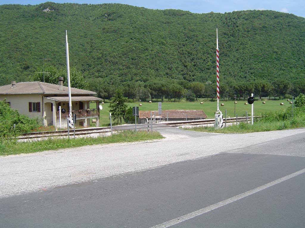 L' Antico Casale Villa Le Marmore Dış mekan fotoğraf